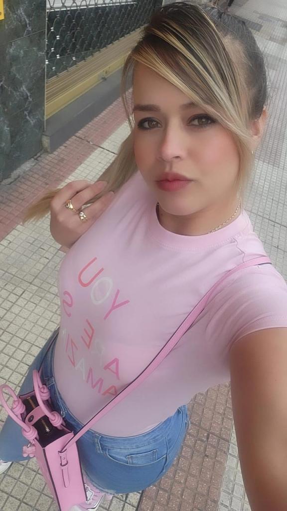 Chica busca chico en Cádiz: 