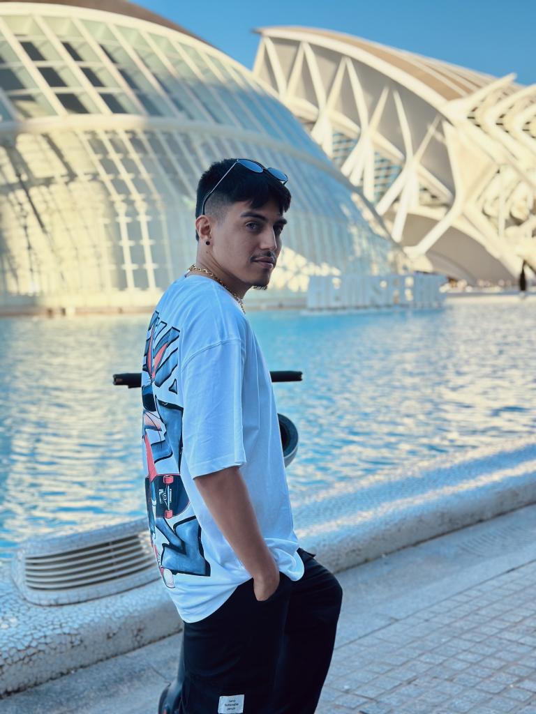 Chico busca chica en Valencia: 