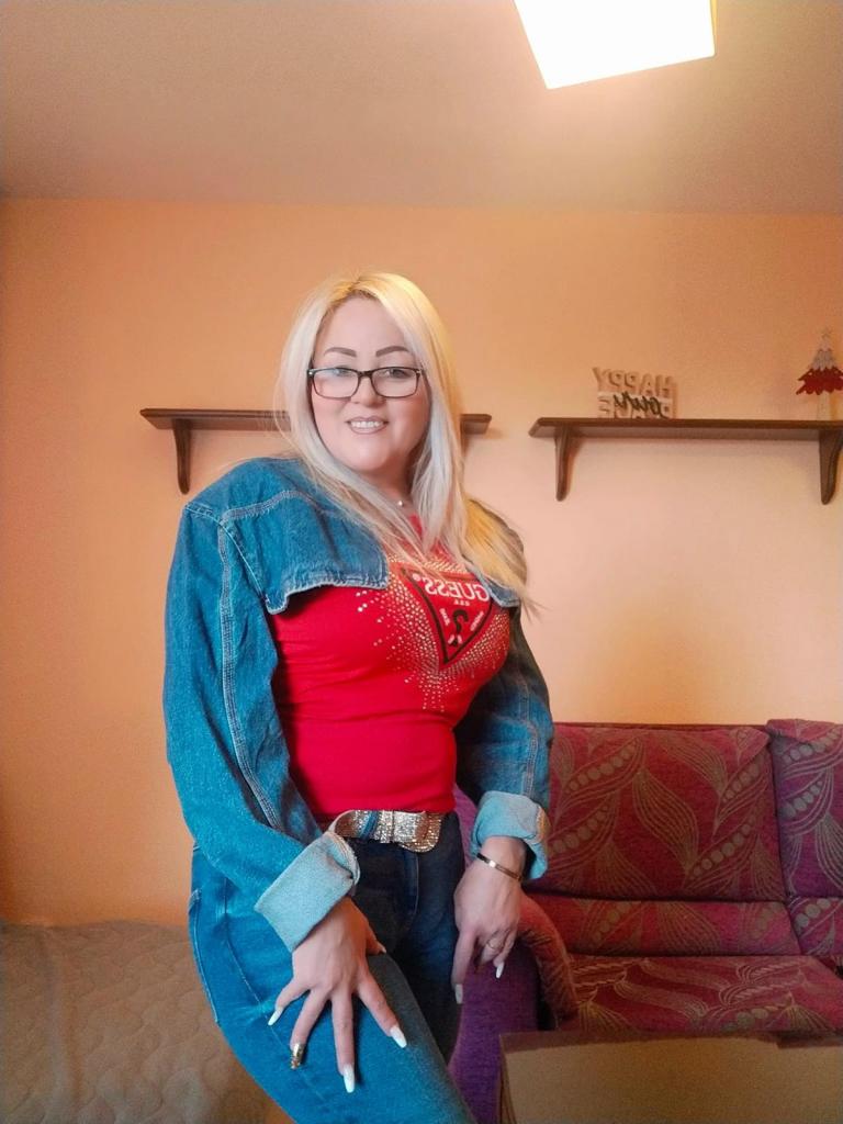 Chica busca chico en Almería: 