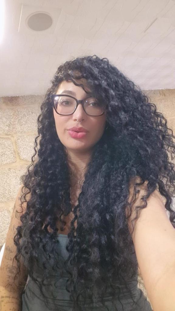 613845000: Chica busca chico en Lugo