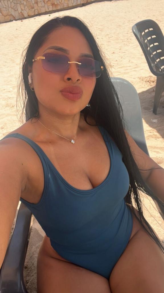 Chica busca chico en Granada: 