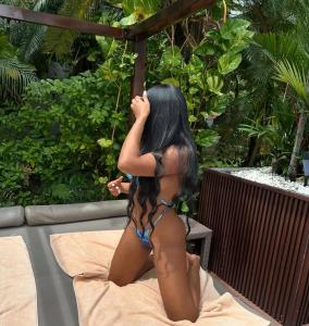 637813891: Chica busca chico en Cáceres