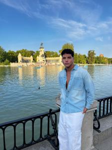 Chico busca chica en Madrid: 