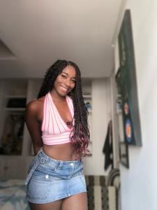 687799033: Chica busca chico en Las Palmas