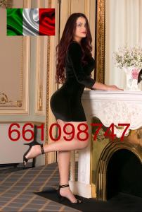 661098747: Chica busca chico en La Coruña