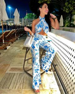 615627130: Chica busca chico en Barcelona