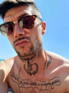 613218116: Chico busca chica en Sevilla