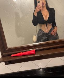 638720519: Chica busca chico en Navarra