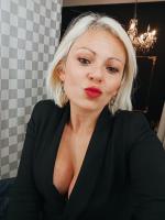 656318206: Chica busca chico en Barcelona