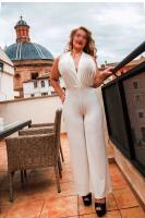 641827221: Chica busca chico en León