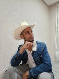 634207251: Chico busca chica en Madrid