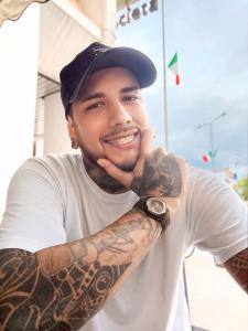 610189573: Chico busca chica en Las Palmas