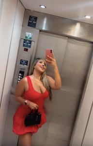 Chica busca chico en Tenerife: 