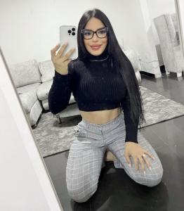 Chica busca chico en Cádiz: 