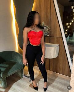 Chica busca chico en Cádiz: 