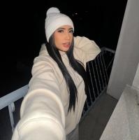 613892775: Chica busca chico en Alicante