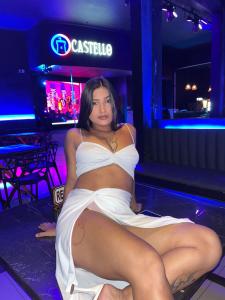 Chica busca chico en Granada: 