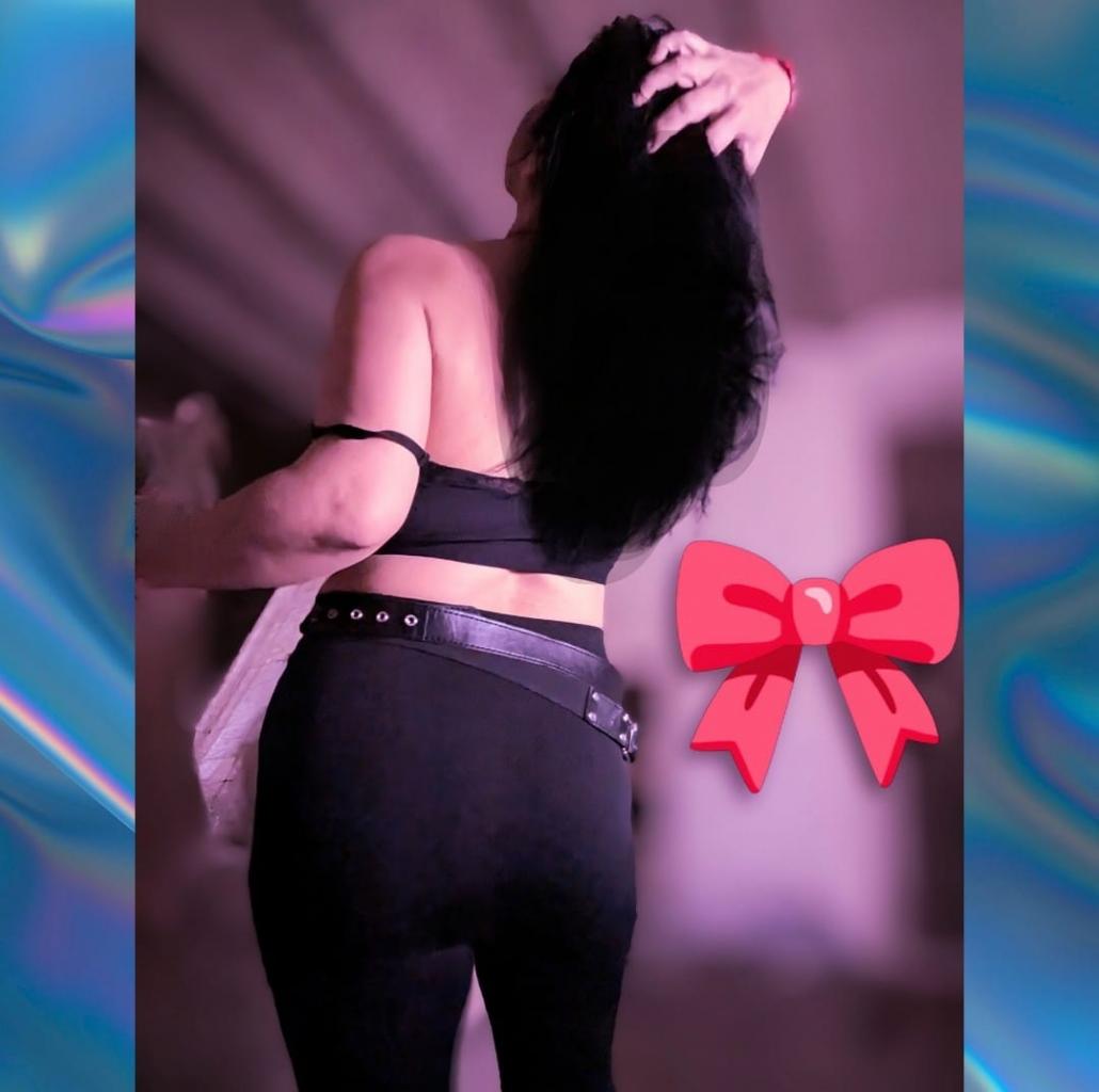 Chica busca chico en Almería: 