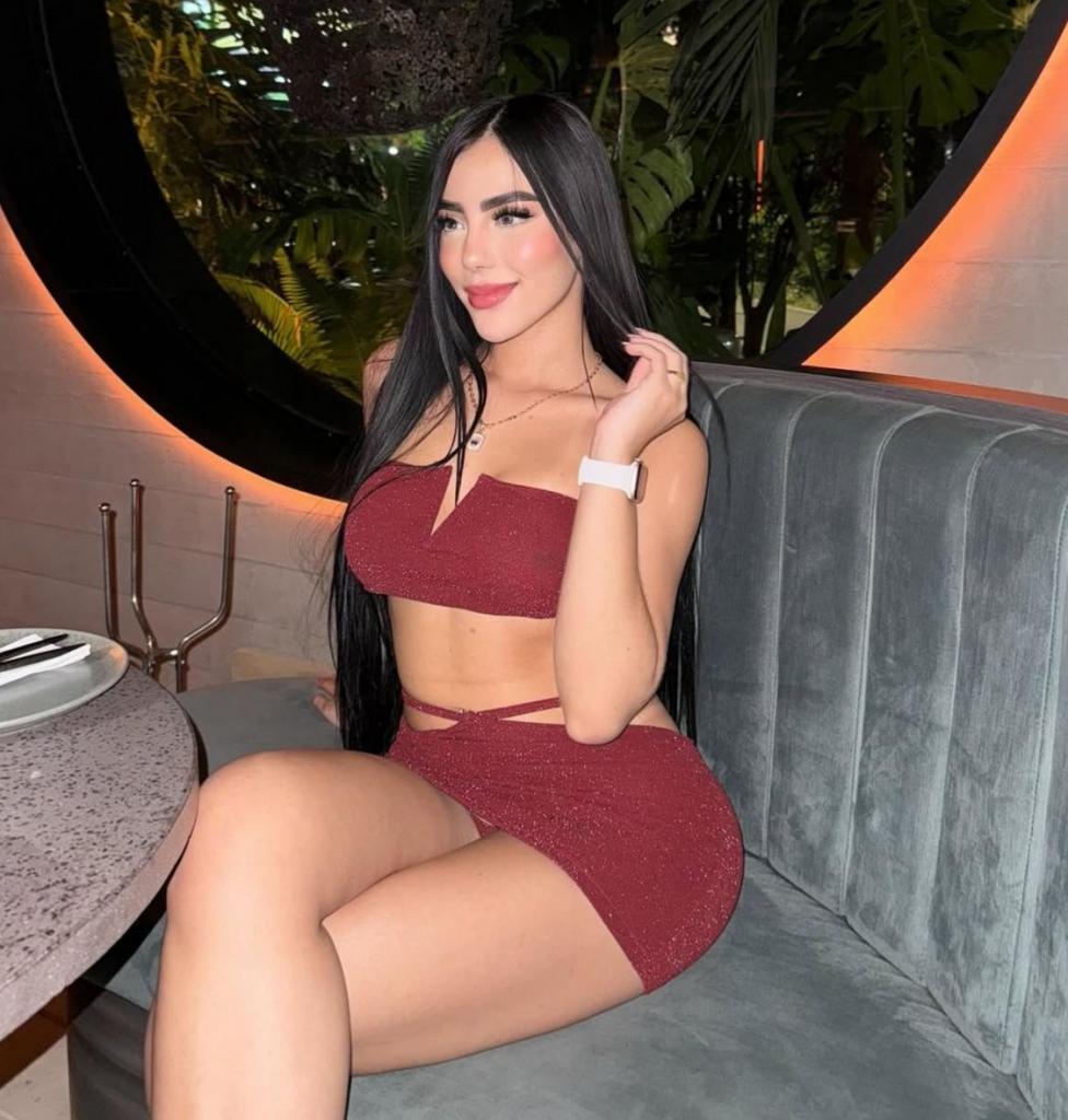 Chica busca chico en Granada: 