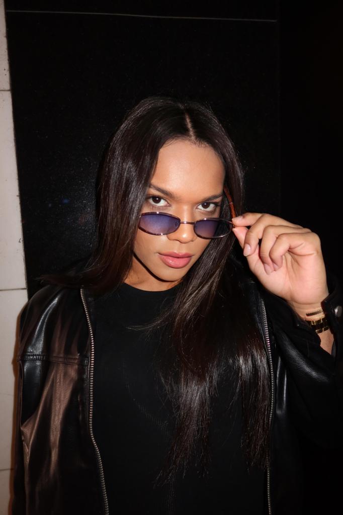 614557446: Travesti en Álava