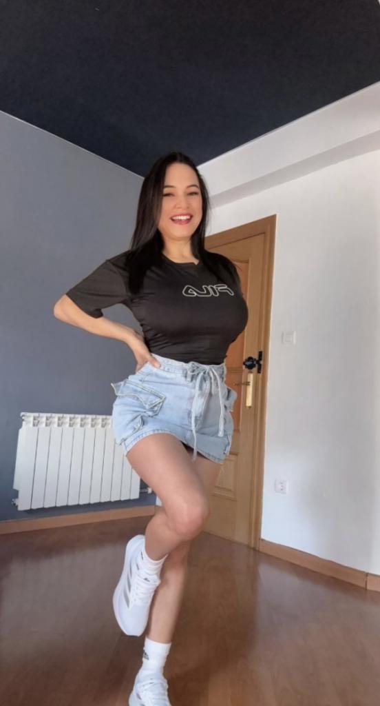 Chica busca chico en Granada: 