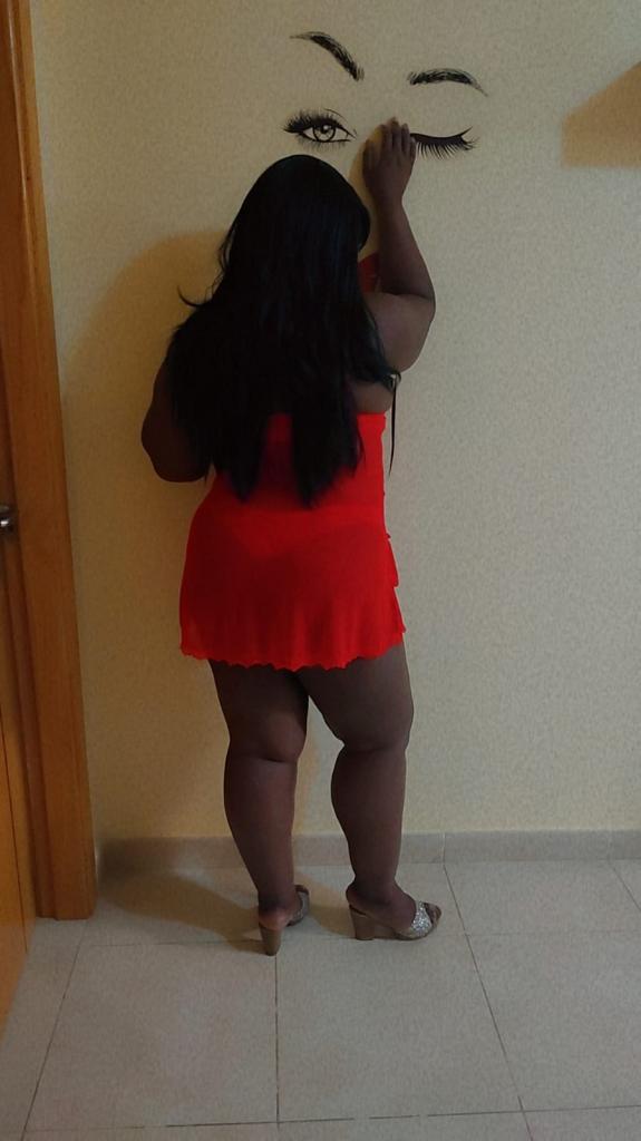 Chica busca chico en Tenerife: 