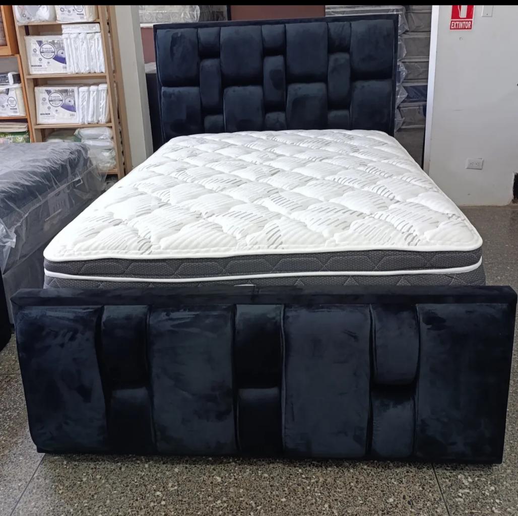 Chica busca chico en Cádiz: 