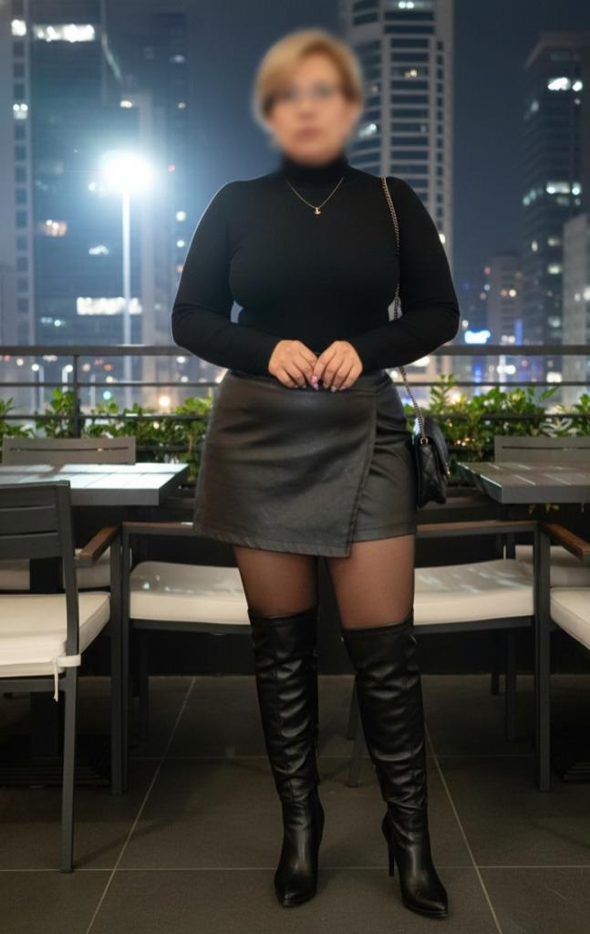 Chica busca chico en Granada: 