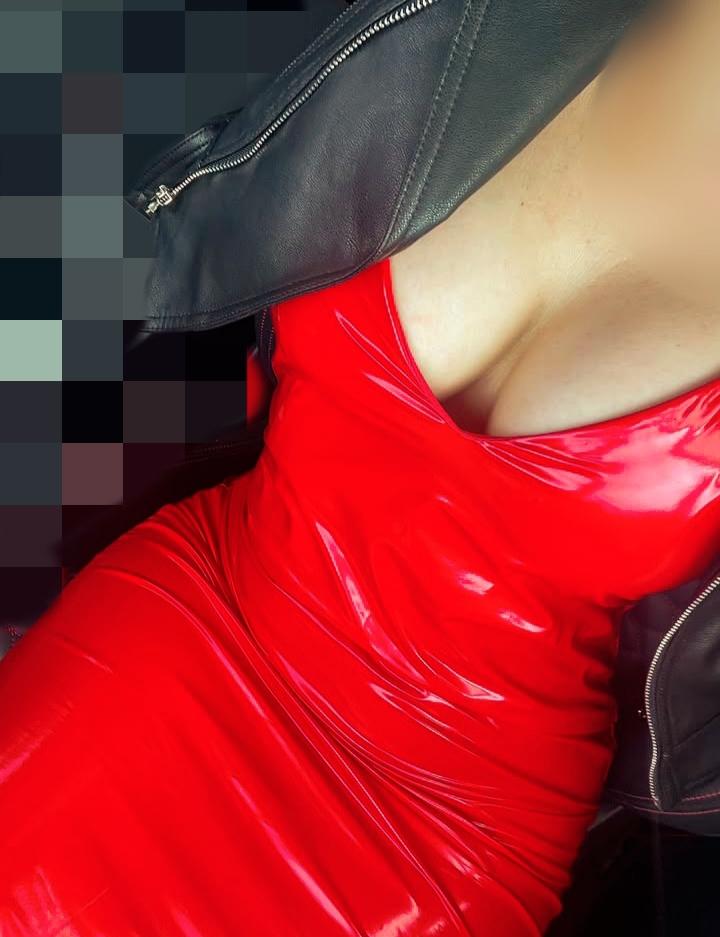 Chica busca chico en Sevilla: 