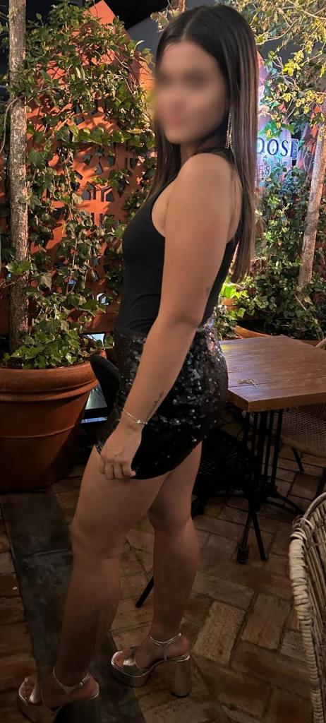 Chica busca chico en Granada: 