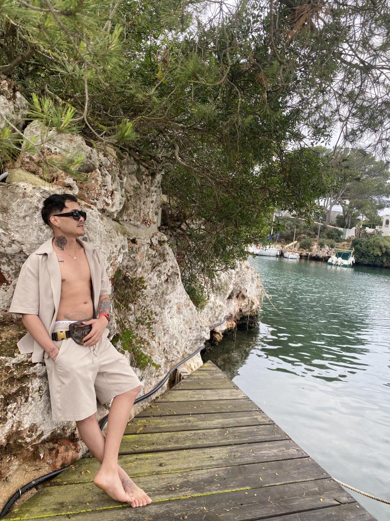 Chico busca chica en Asturias: 