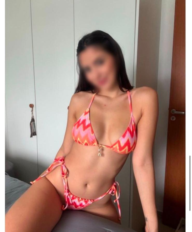 Chica busca chico en La Coruña: 