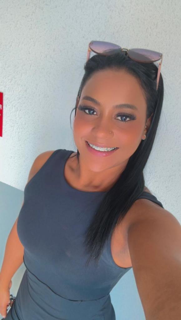 Chica busca chico en Granada: 