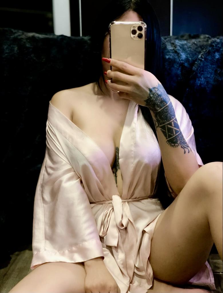 Chica busca chico en Barcelona: 