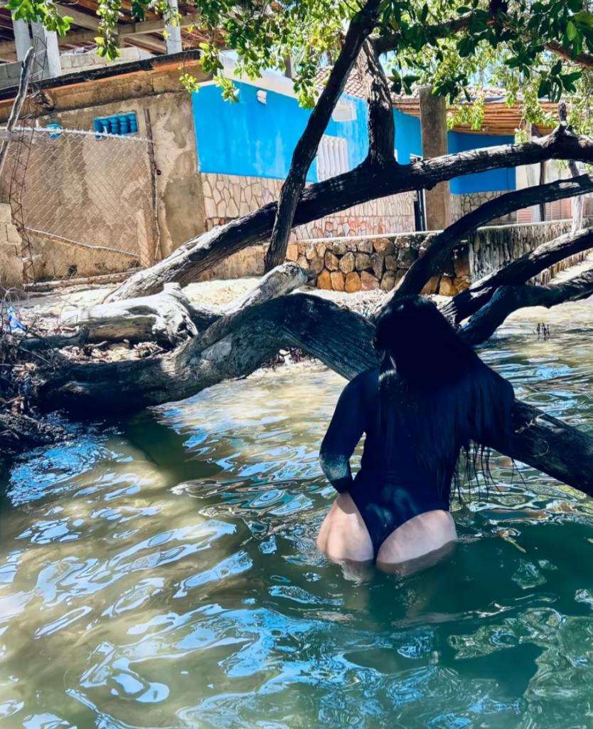 Chica busca chico en Almería: 