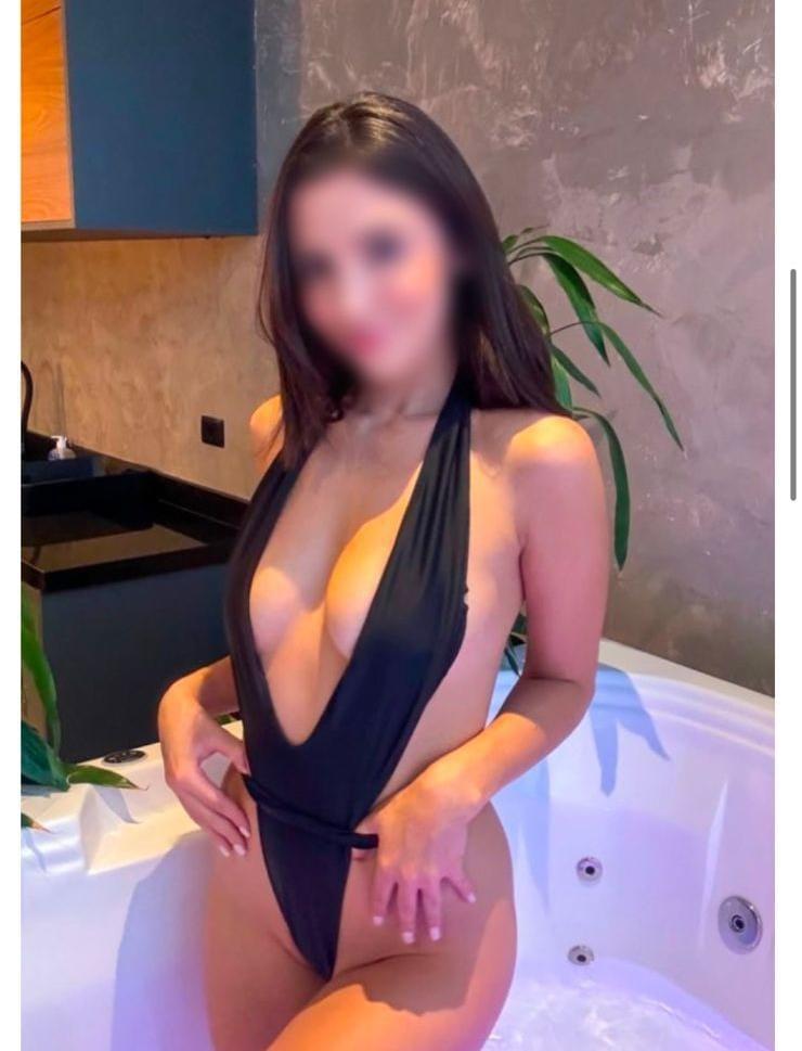 Chica busca chico en La Coruña: 