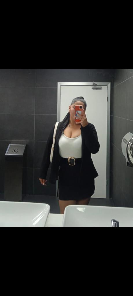 Chica busca chico en Tenerife: 