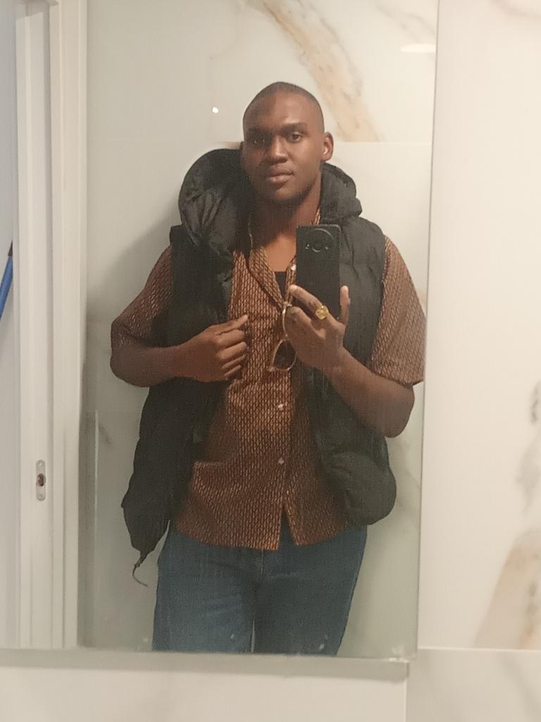 678657538: Chico busca chica en Valencia