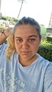 668597708: Chica busca chico en Sevilla