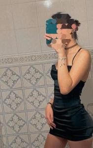 603168384: Chica busca chico en Sevilla