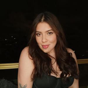 667689085: Chica busca chico en Barcelona