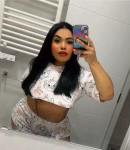 641904121: Chica busca chico en Madrid