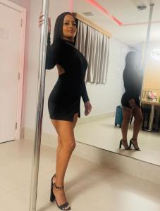 602454103: Chica busca chico en Granada