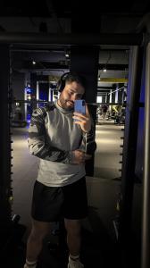 643346650: Chico busca chica en Valencia