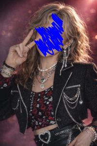 643924923: Chica busca chico en Barcelona