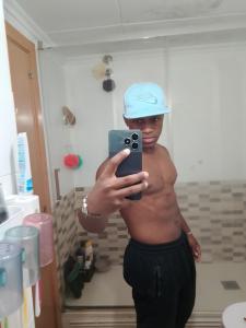 617513197: Chico busca chica en Tarragona