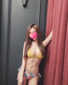 697964418: Chica busca chico en Madrid
