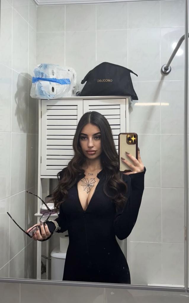 605368324: Chica busca chico en Alicante