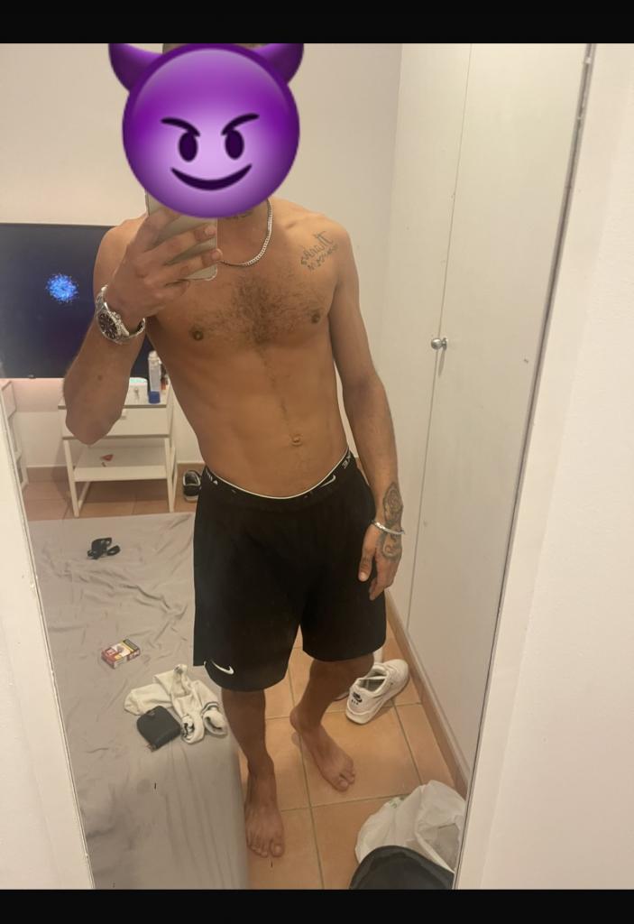 Chico busca chica en Tenerife: 