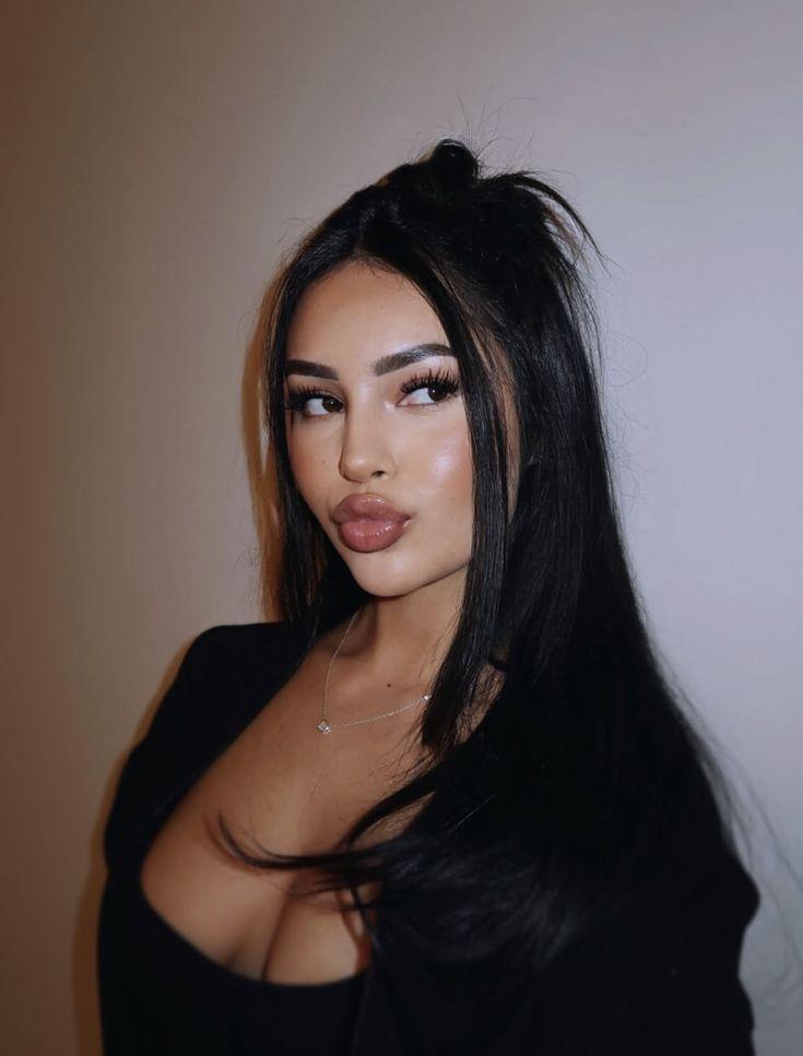 Chica busca chico en Sevilla: 